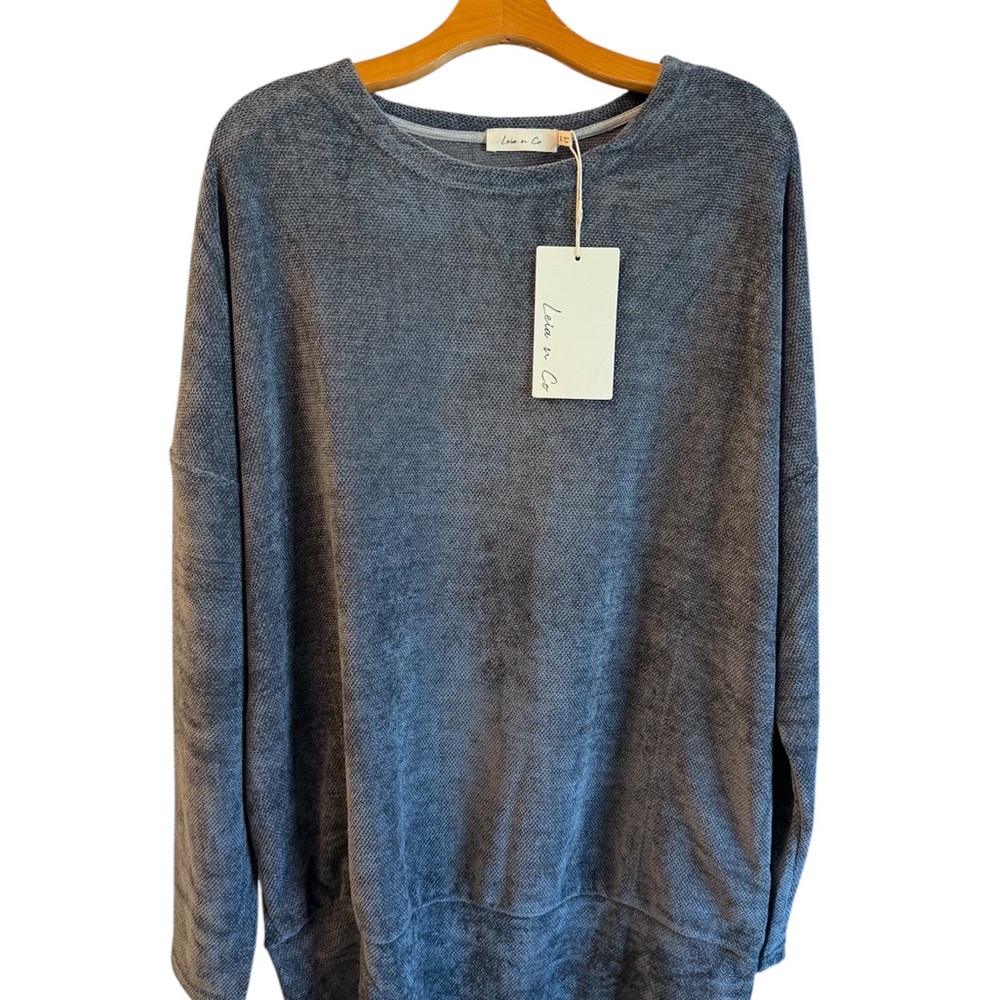 Elegant Grey Tunic Length Sweater with Pockets